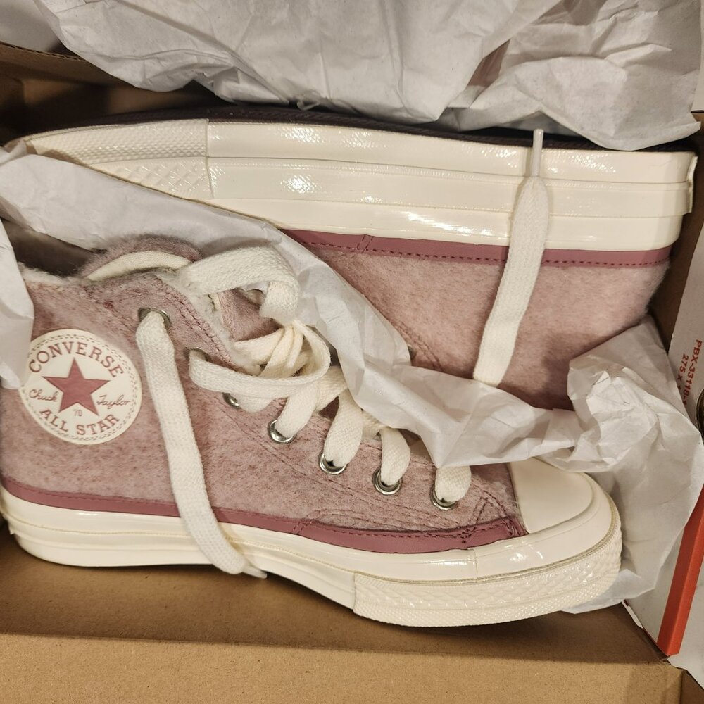 Converse - Women's Chuck 70 High Top Shoes SIZE 7 PINK/WHITE NEW - Picture 7 of 7